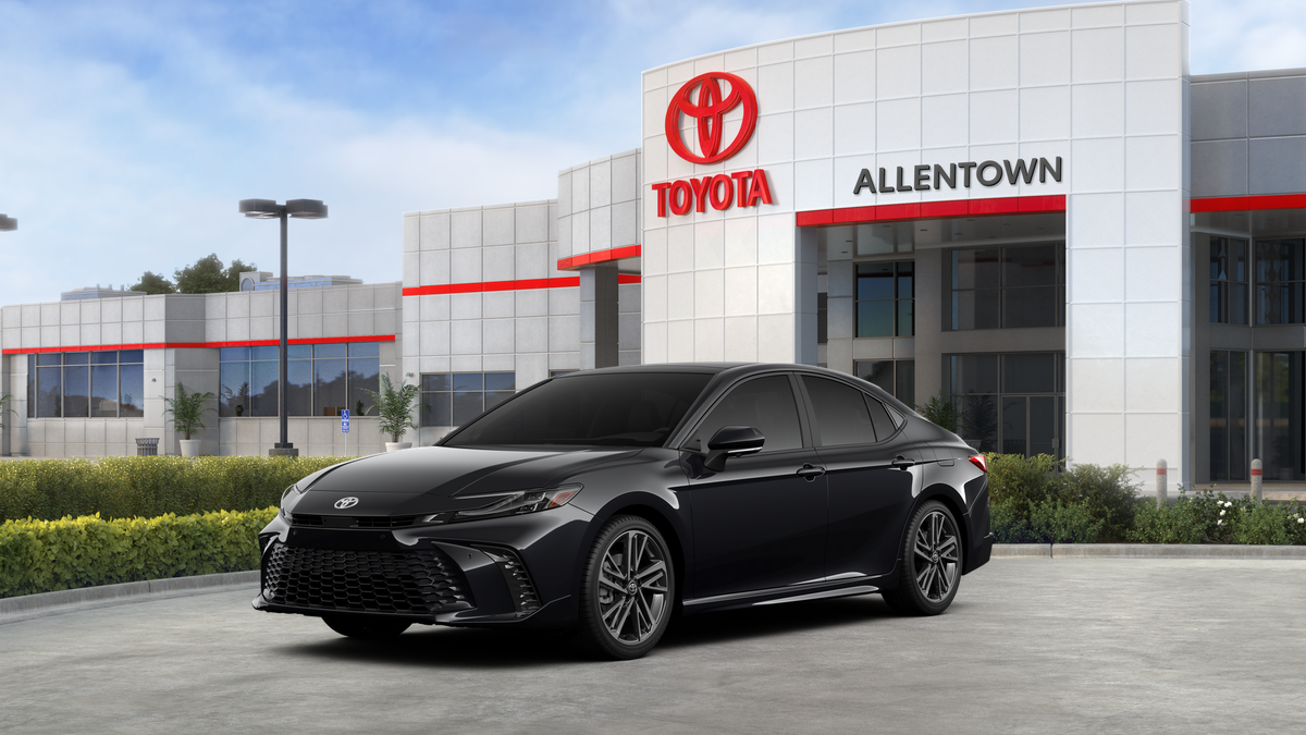 2026 Toyota Camry XSE in Midnight Black Metallic — front three-quarter view