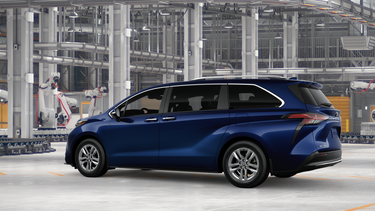 2026 Toyota Sienna — detail view